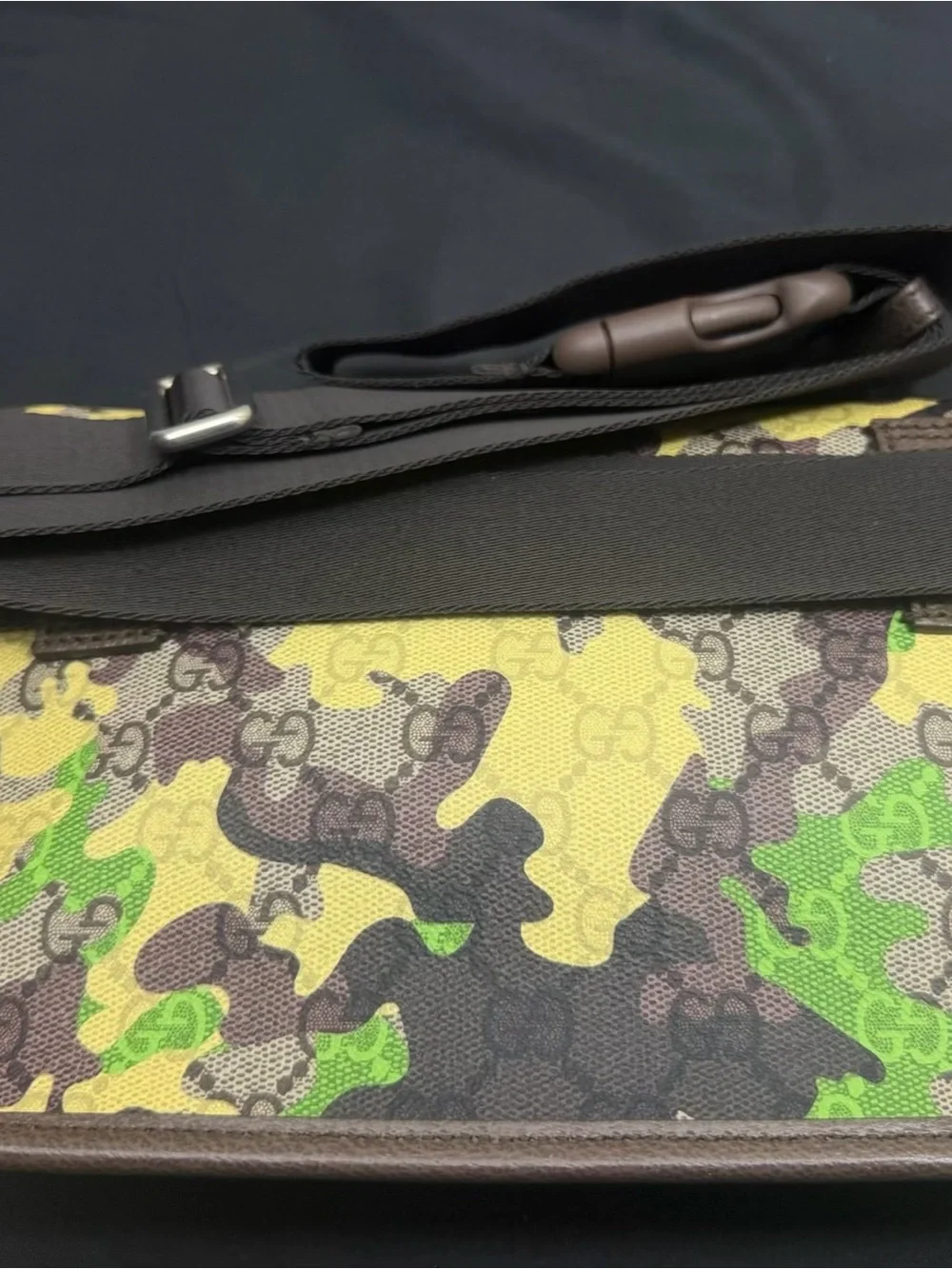 Gucci GG Supreme x camouflage belt bag